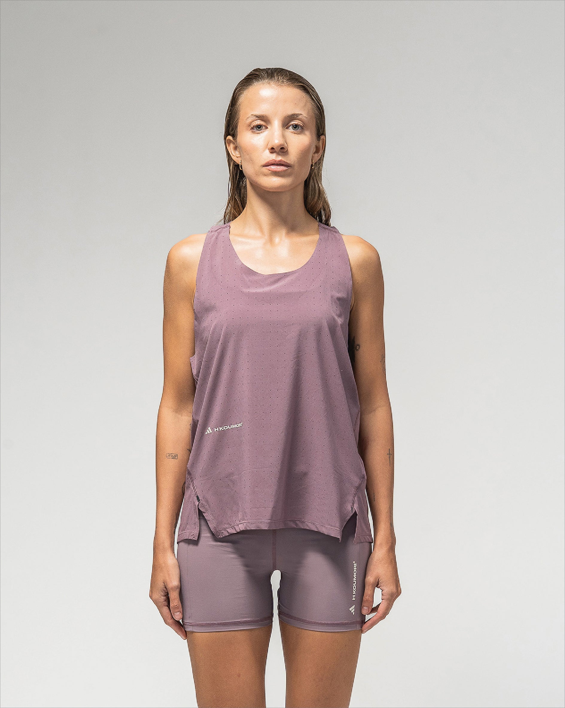 新品  × H.KOUMORI ランニングベスト ADI365 M Adi365 H.Koumori Running Singlet Shadow Fig Woman – Hermanos Koumori
