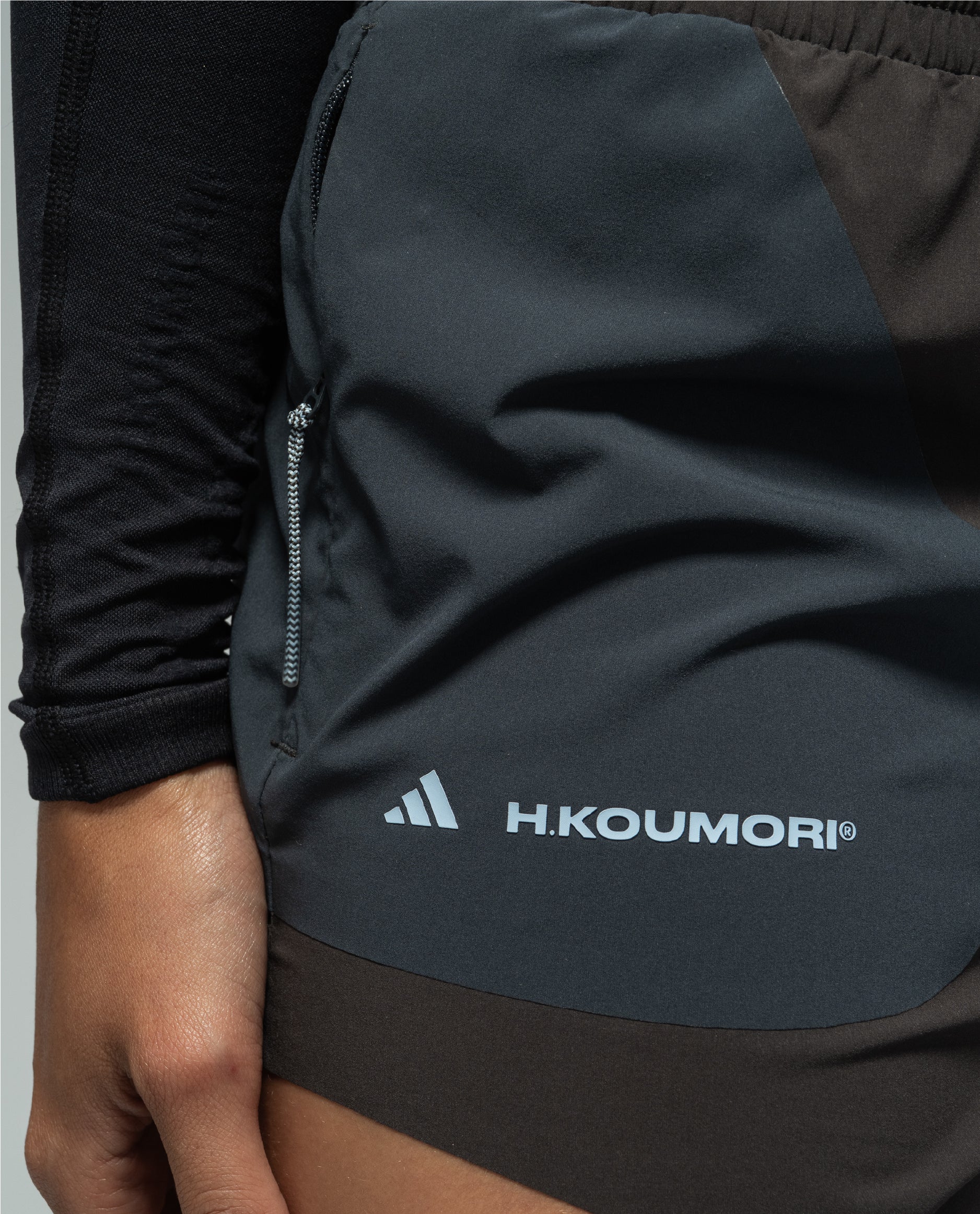 Adidas x H.KOUMORI Women´s Short 4'' Night Brown