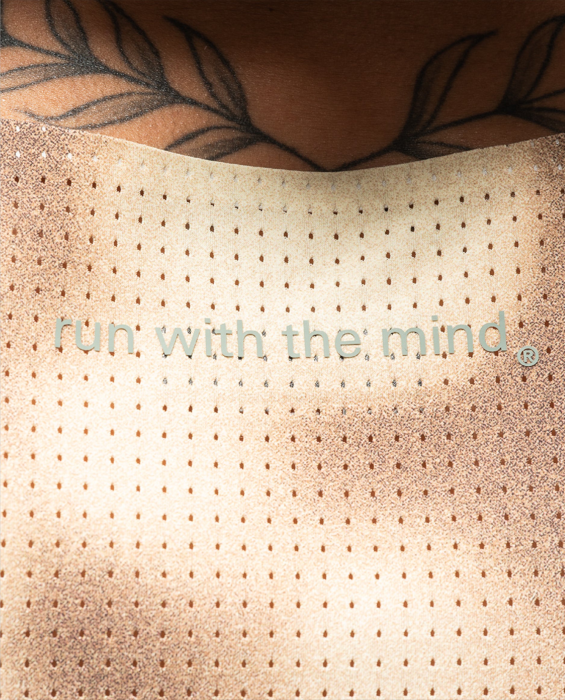 Training Singlet Sandstone