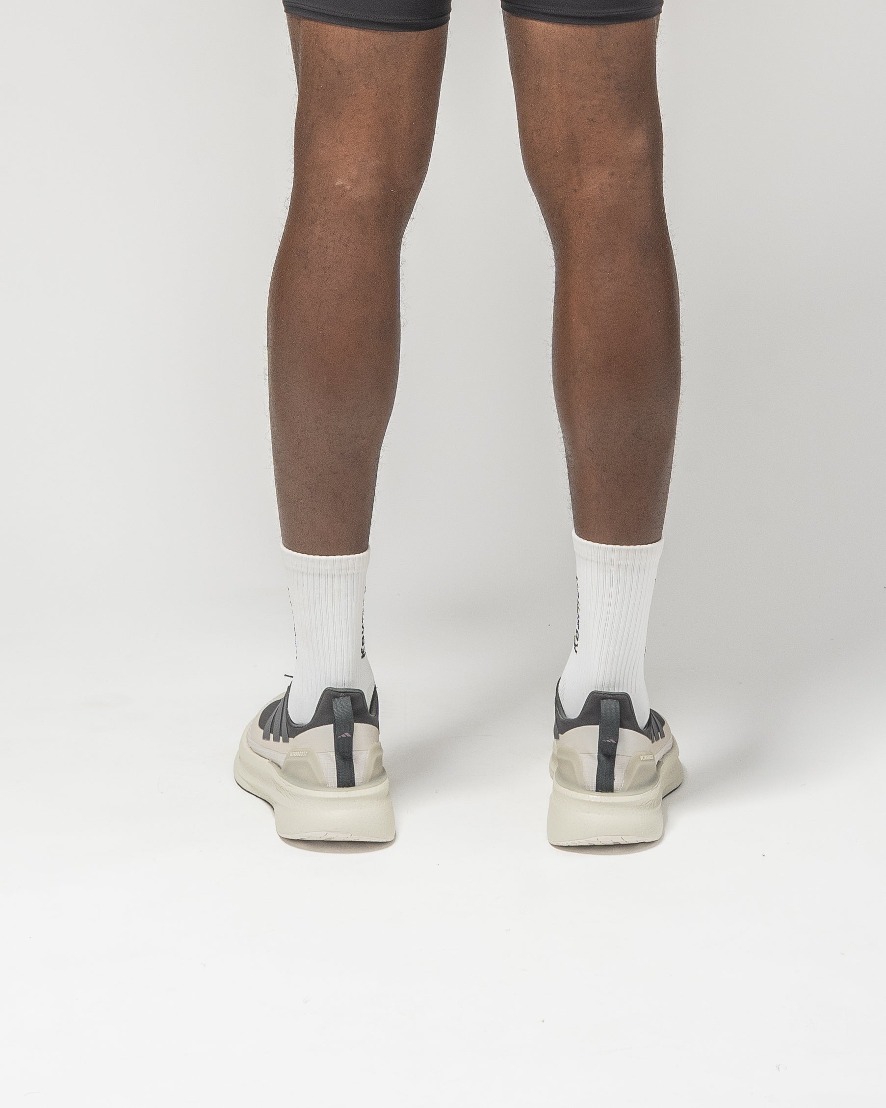 ULTRABOOST 5 HK