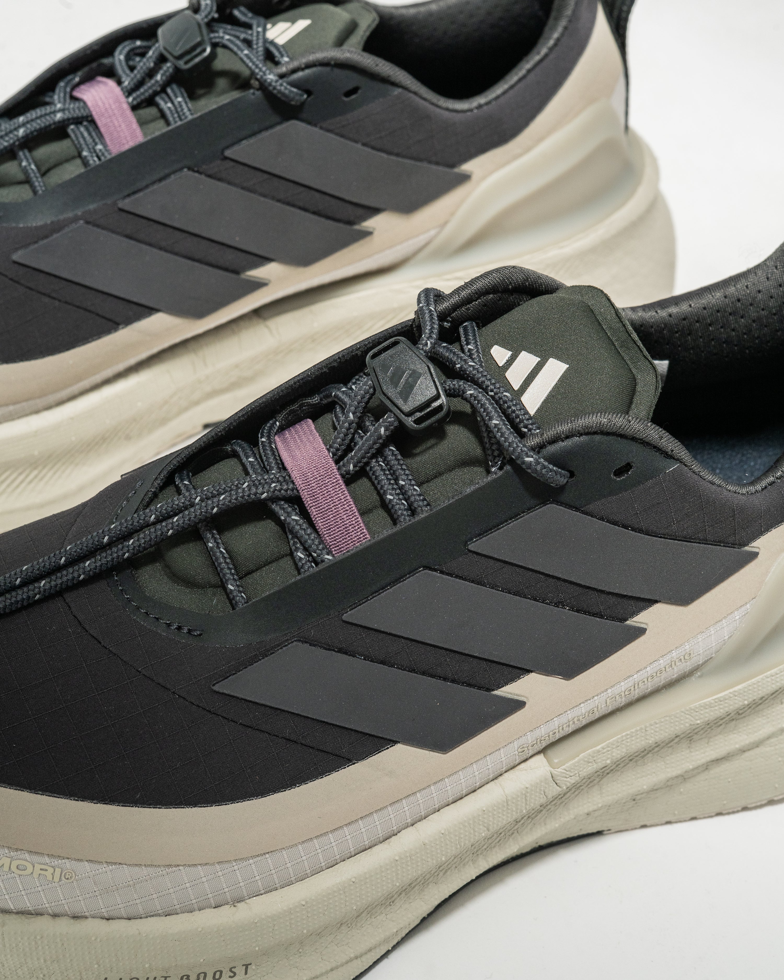 ULTRABOOST 5 HK – Hermanos Koumori