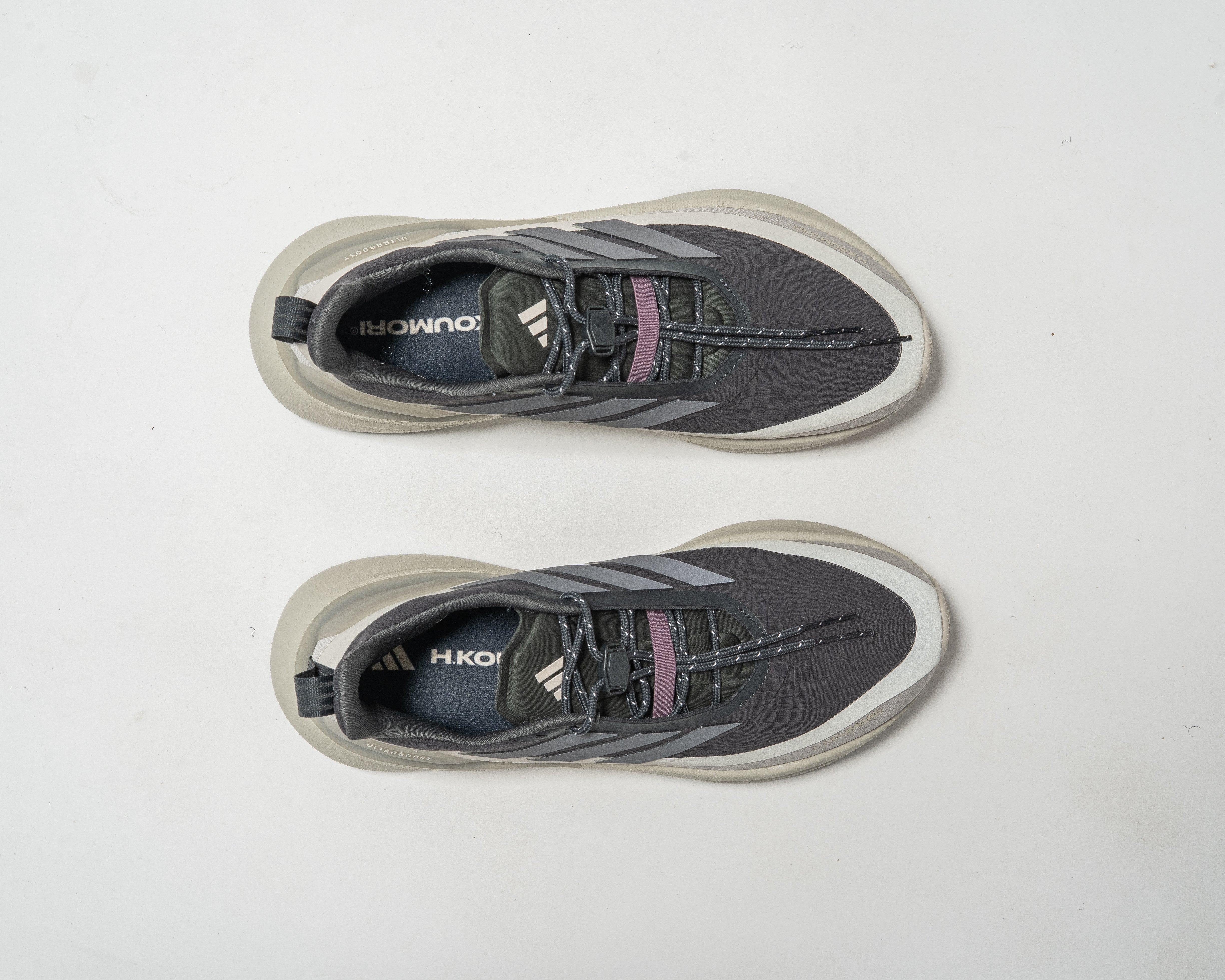 ULTRABOOST 5 HK – Hermanos Koumori