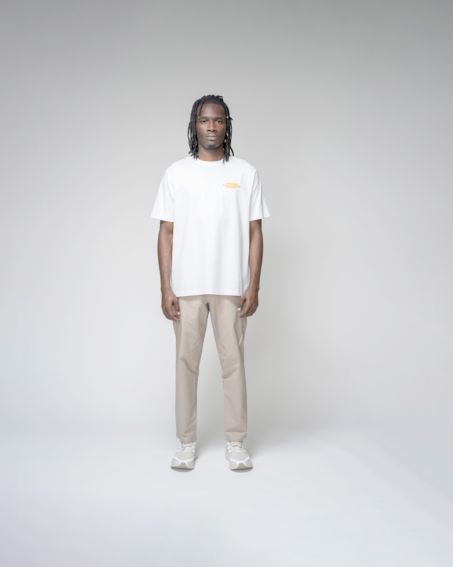 Playera Regular Post Running High Flames Blanca