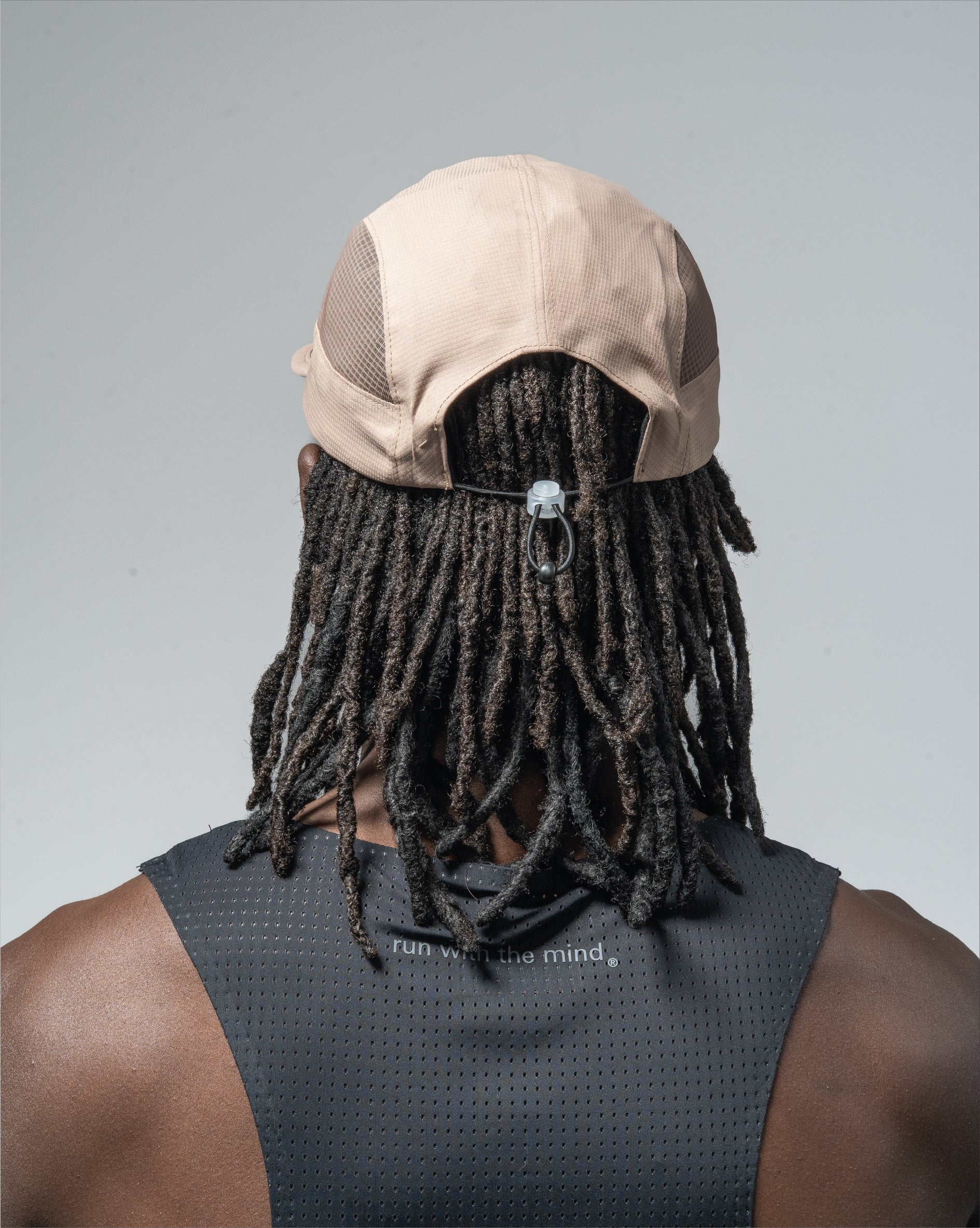 Gorra Con Panel Lateral Koumori Athletics Beige 