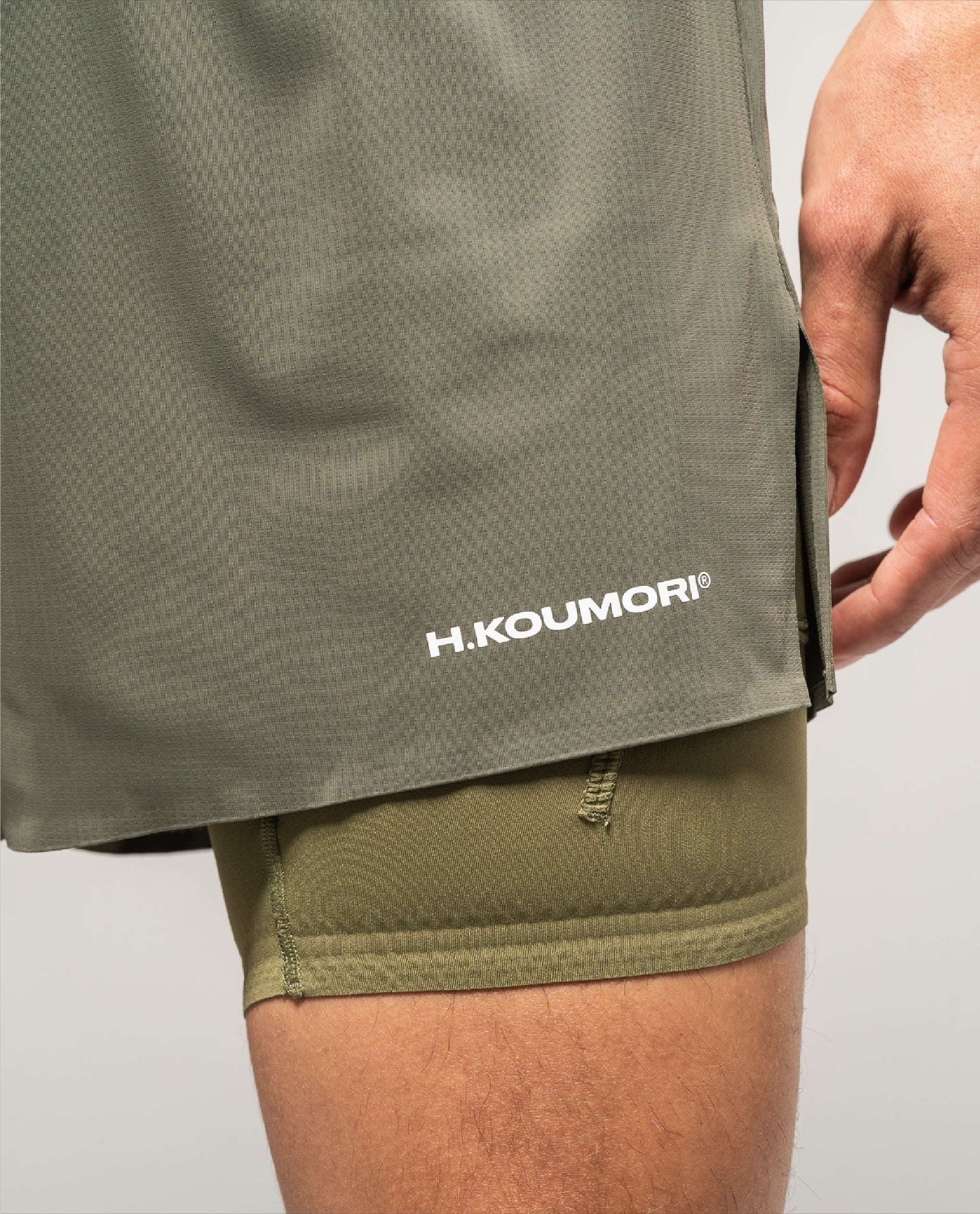 Training Short Beetle – Hermanos Koumori