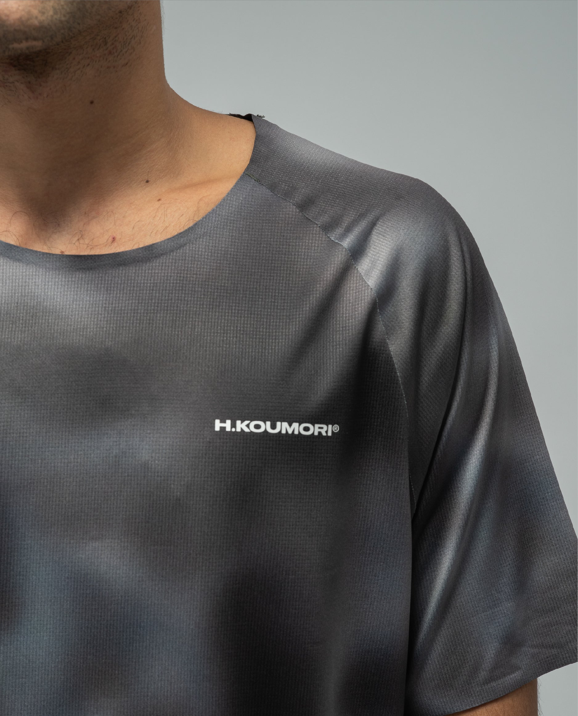 Playera De Competición Manga Corta Ash Trace