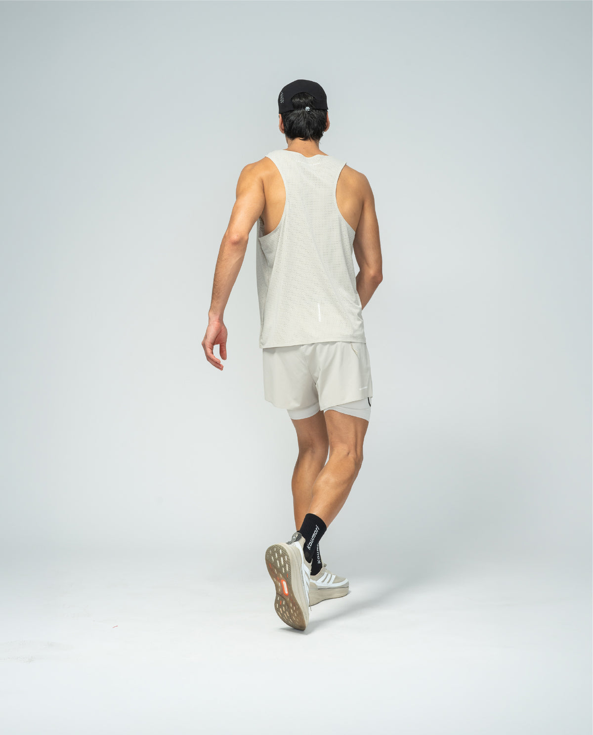 Training Singlet Dove