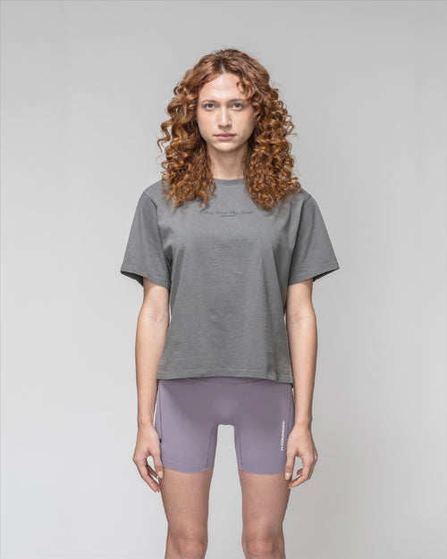 Playera Regular Run With The Mind Garment Dye Para Mujer