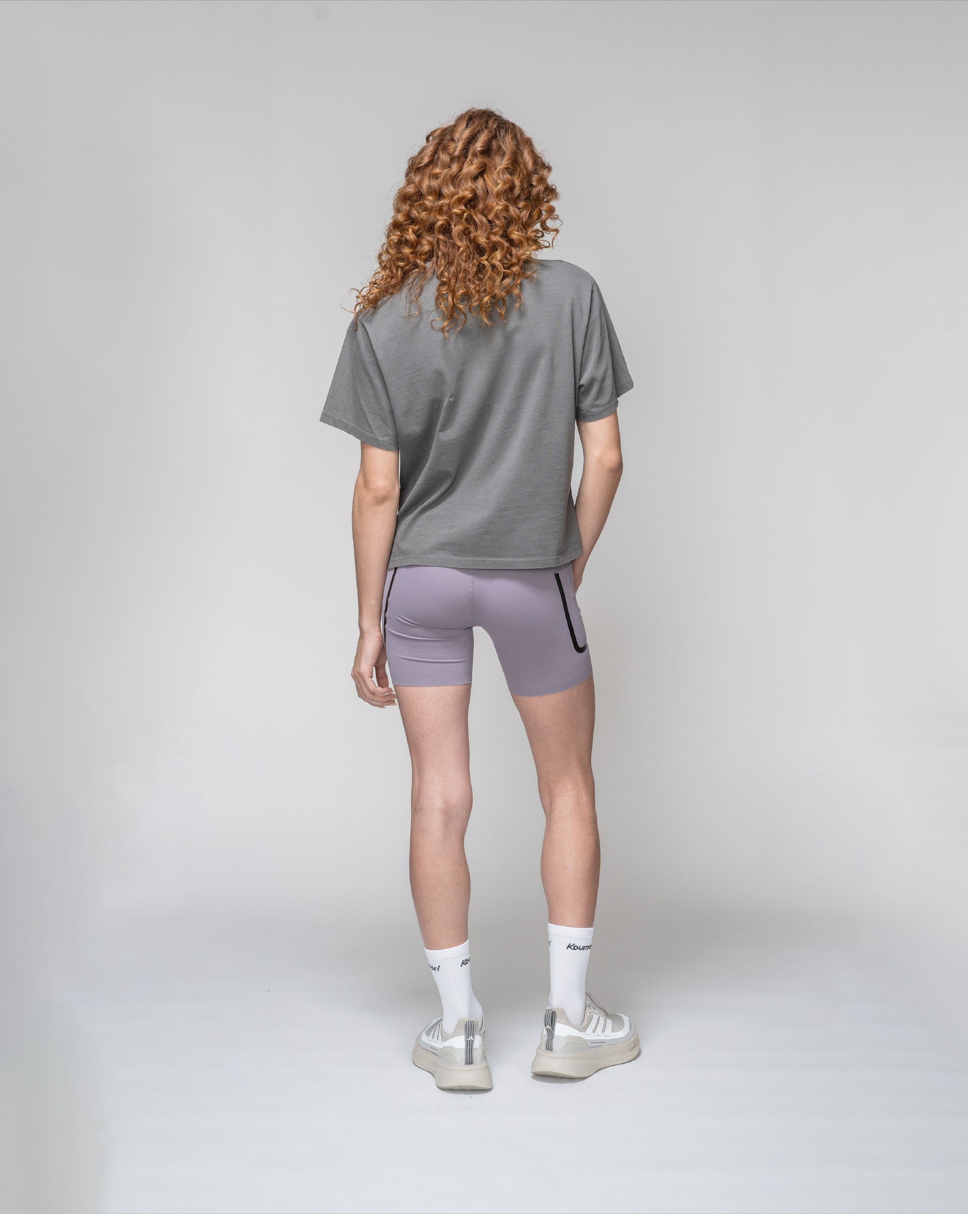 Playera Regular Run With The Mind Garment Dye Para Mujer